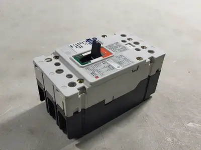 NEW ALLEN-BRADLEY 140U-H2C3-C30