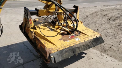 USED 2014 JOHN DEERE 6105D