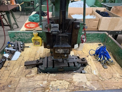 Used _UNKNOWN_ _UNKNOWN_ Kick Presses Michigan US | Miedema Asset Management Group #1360913