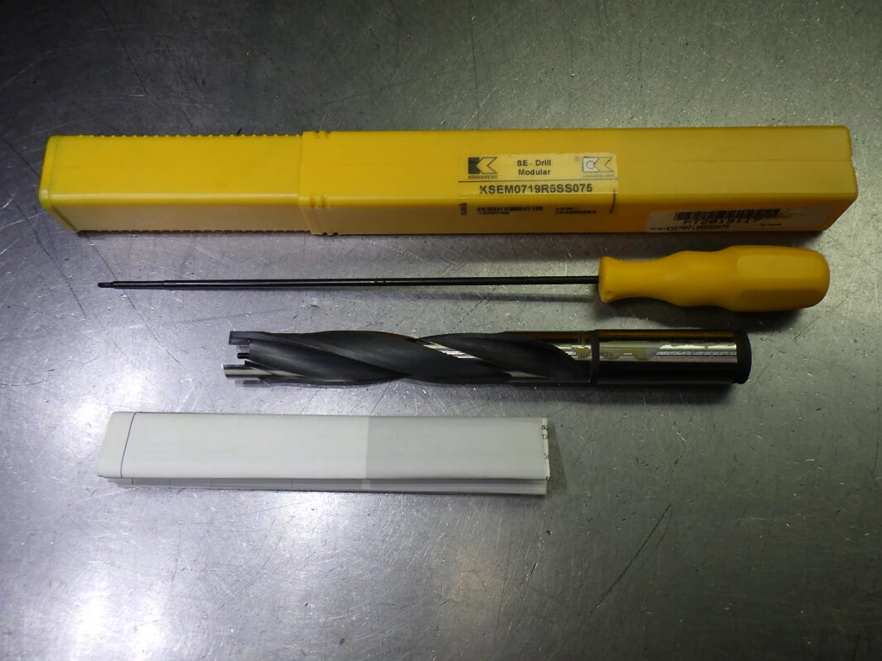 Kennametal #2 .7187" 2 Flute Coolant Thru 5xD Drill 3/4" Shank KSEM0719R5SS075 (LOC2472)