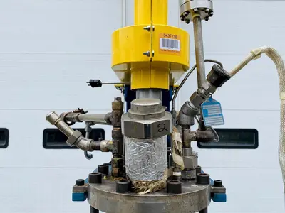 Fluitron 10 Liter Reactor