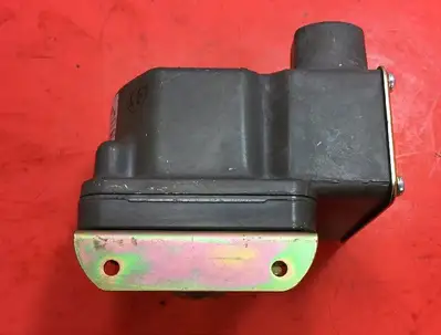 Barksdale DPD1T-H18SS Pressure Switch .4-18 PSI 6C