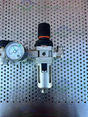 USED SMC NAW3000 FILTER REGULATOR 7 - 120 PSI W/ SMC GAUGE
