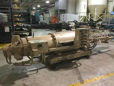 USED ENGEL ES 4400/750 / IU 90MM