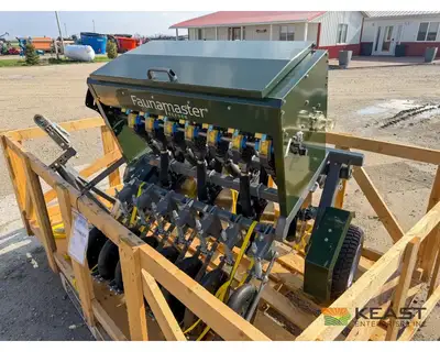 Used PH OUTDOORS _UNKNOWN_ Food Plot Seeders Iowa US | Keast Enterprises #1360392