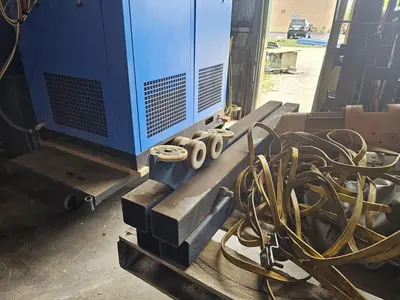 USED 2015 GORBEL 4000 LB FREESTANDING CRANE