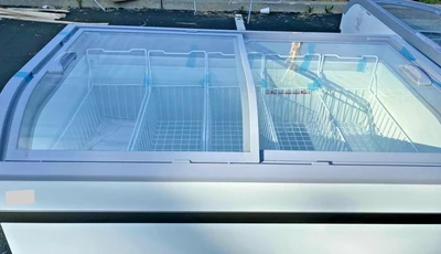 171-0003 58” Island Self Contained Chest Freezer Display Case
