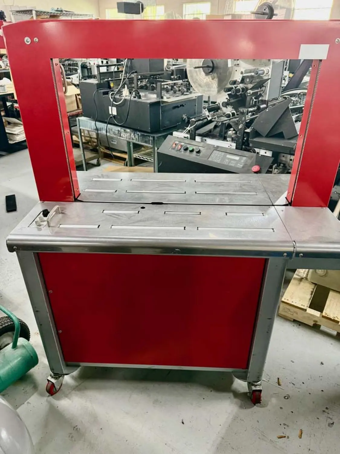 Used _UNKNOWN_ _UNKNOWN_ Case Sealers - Strappers Illinois US | Tompkins Printing Equipment #1511899