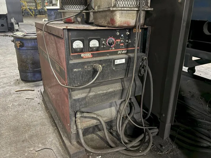 Used LINCOLN _UNKNOWN_ Mig Welders Ohio US | Yoder Brothers machinery #1354735