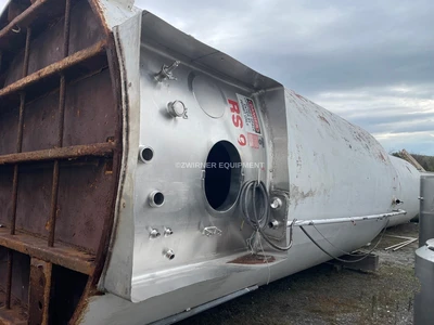 6,000 GALLON REFRIGERATED VERTICAL SILO TYPE STORAGE TANK