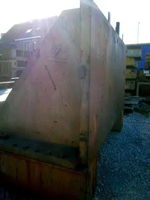 USED ANGLE PLATE 2830 X 1470