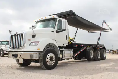 New | in-Stock 2026 INTERNATIONAL HX Rolloff Trucks Texas US | Roll Off Truck World #1491797