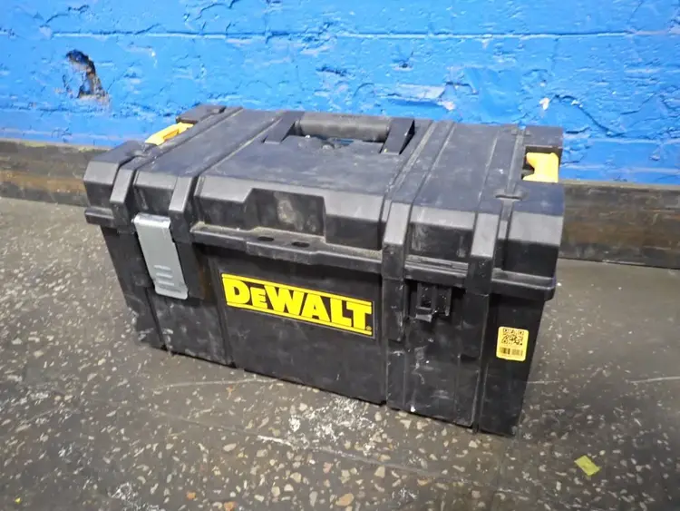 Used DEWALT _UNKNOWN_ Miscellaneous MRO Ohio US | HGR 24 #1083656
