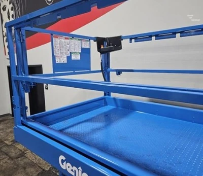 USED 2013 GENIE GS-2669 RT