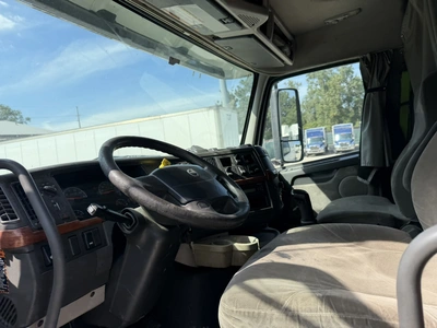 Used 2009 VOLVO VNL Conventional trucks Indiana US | Miedema Asset Management Group #1414615