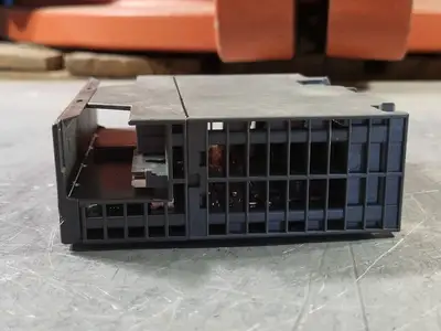 NEW SIEMENS 6ES7332-8TF00-0AB0