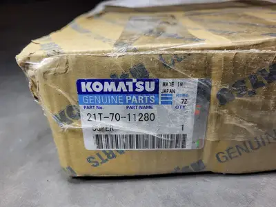 NEW KOMATSU 21T-70-11280