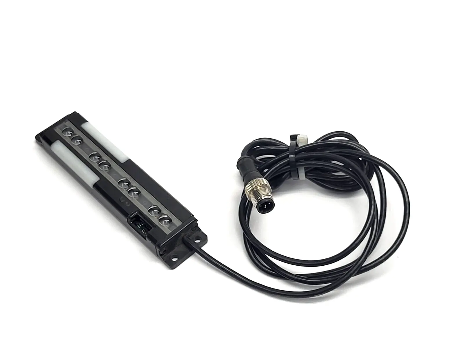 PVD100Q | Banner  Single Piece Part Verification Sensor 100mm 4-Ch 2m Range 70989 -  Used