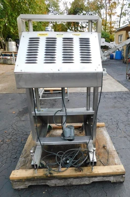 USED ELF AUTOMATIC CAPPER ACT 600