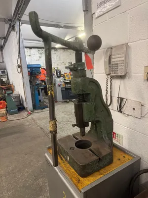 Vizor Fly Press No 43V Presses | Bowland Trading Ltd (4)