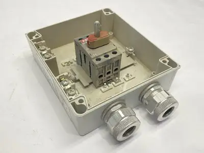 NF16E-3PBJB | ABB  Enclosed Non-Fused Disconnect Switch 16A 3P 600VAC - Used