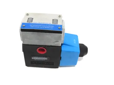 NEW VICKERS DG4S4LW017AB60 PILOT VALVE 160713-030 (AFTERMARKET)