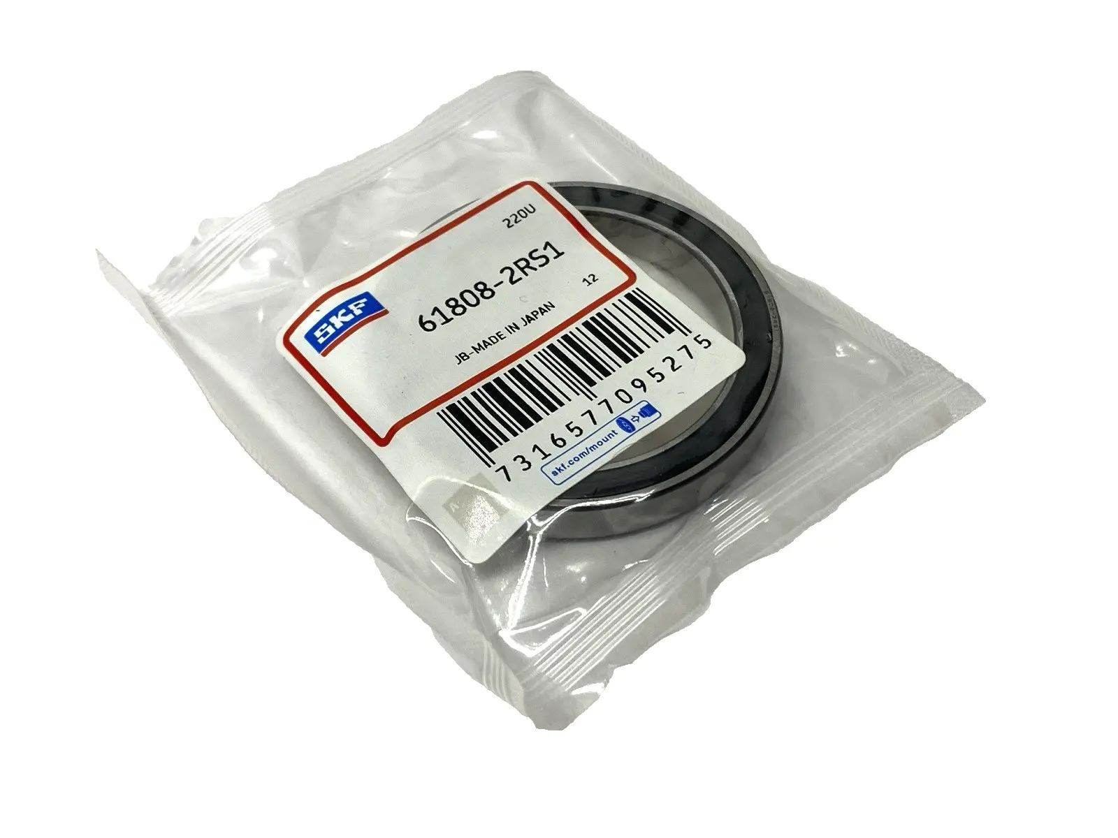 NEW SKF SINGLE ROW DEEP GROOVE BALL BEARING