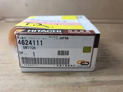 NEW HITACHI 4624111