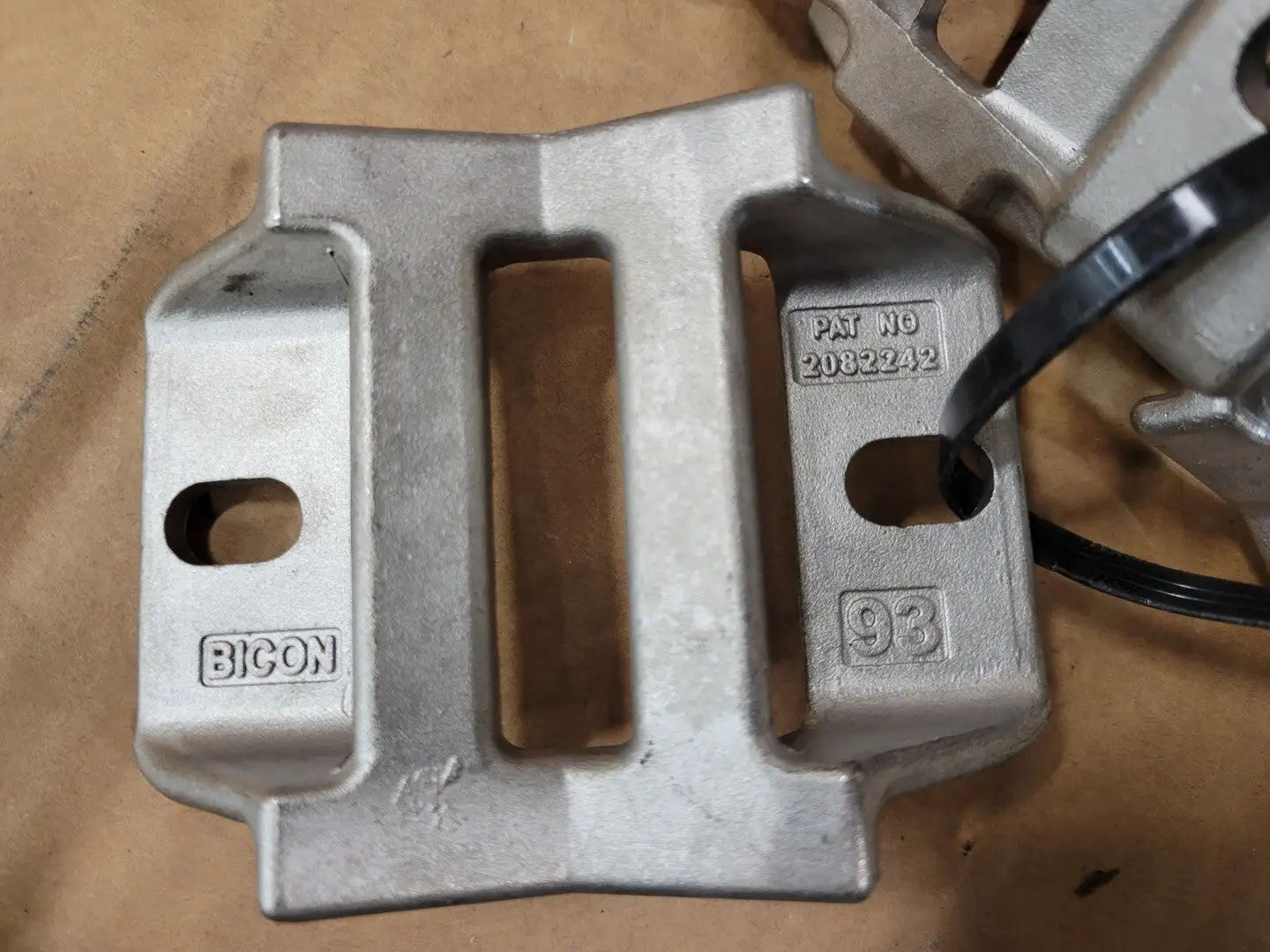 NEW BICON 2082242