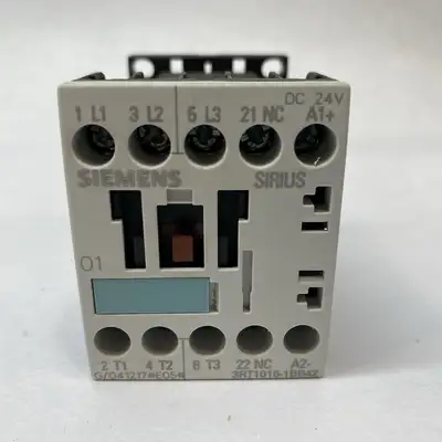 USED SIEMENS POWER CONTACTOR AC-3 7 A, 3 KW / 400 V 1 NC, 24 V DC