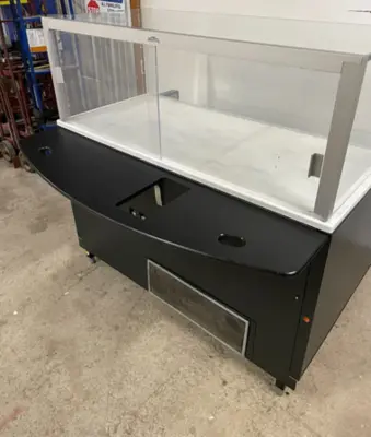 182-0190 Structural Concepts Refrigerated 54” Grab And Go Display Case