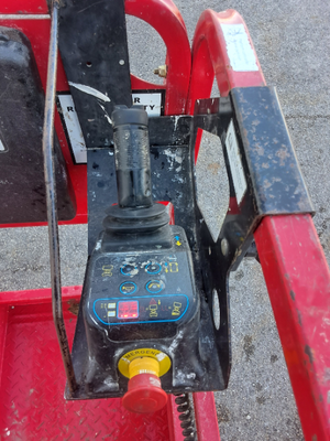 USED 2023 MEC 1330SE