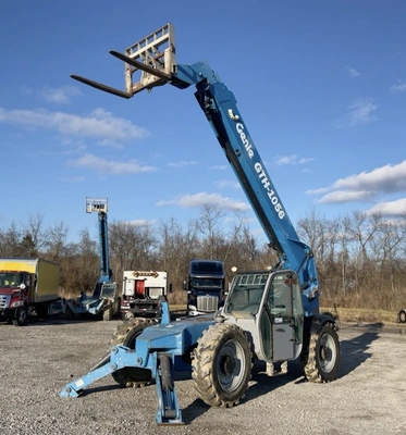 USED 2016 Genie GTH-1056