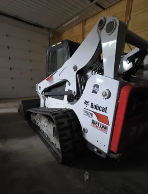 2022 BOBCAT T740 Skid Steer | Iron Listing (9)