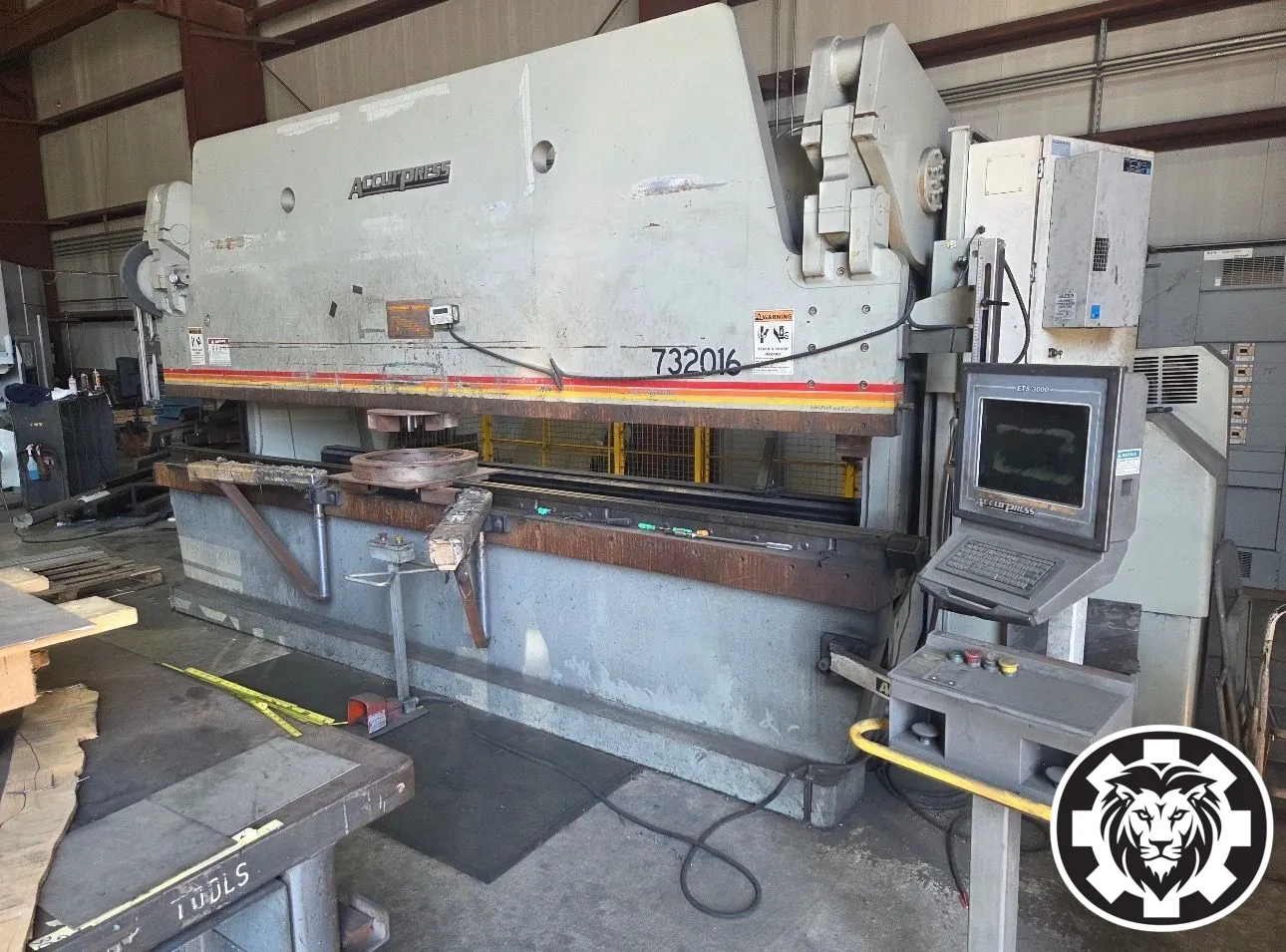 320 Ton x 16' Accurpress 732016 CNC Press Brake, 2006 - Flush Floor, ETS 3000 Control