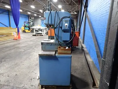 Used THE DENISON ENGINEERING CO DF4C04C28A59D38C35S01 Hydraulic Presses Ohio US | HGR 24 #917387