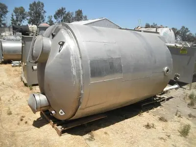 Tank, 1,500 Gallon, S/st, 5' X 8', DT/CB, Baffles, #S741830