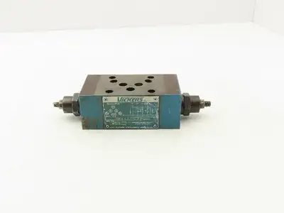 Used VICKERS _UNKNOWN_ Valves/Fittings Indiana US | Arrow Industrial #1365383