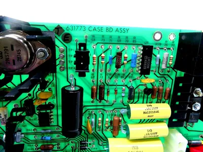 NEW EMERSON FISHER ROSEMOUNT 631773 CASE BOARD