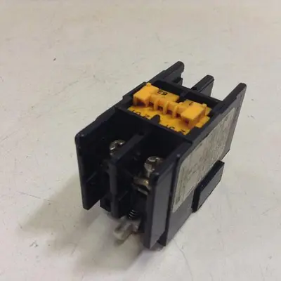 USED TELEMECANIQUE LA1-D02