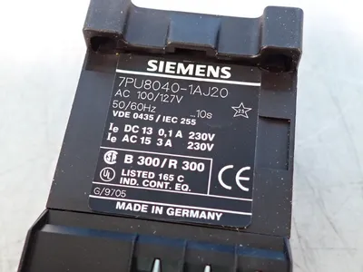 New | in-Stock SIEMENS 7PU80401AJ20 Relays & Switches | HGR 24 #739782