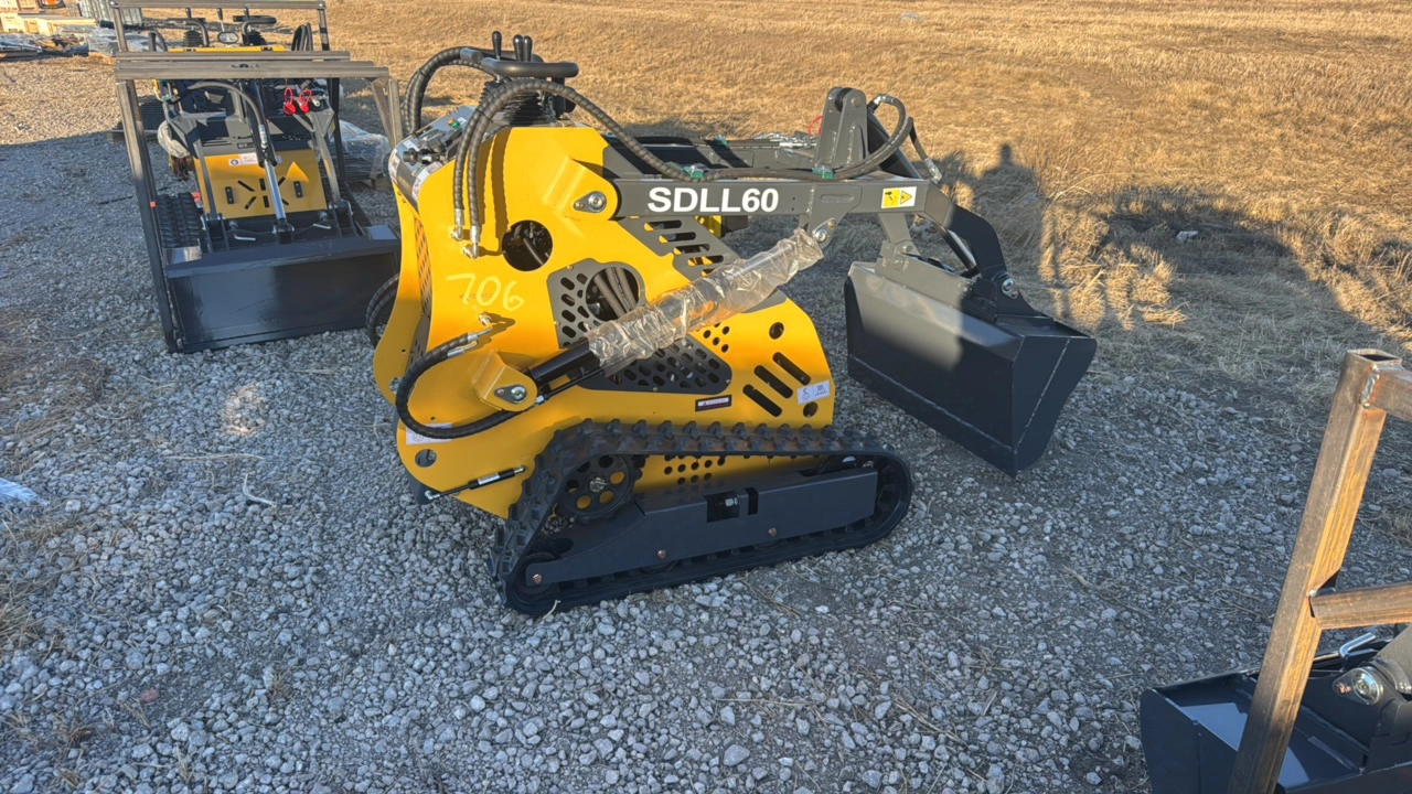 SKID STEER LOADER	SDLANCH	2025	Unused	SDLL62