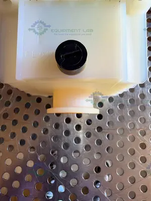 Used EDWARDS EMF10 OIL MIST FILTER EXHAUST FOR VACUUM PUMPS Pumps California US | Equipment Lab #1517839