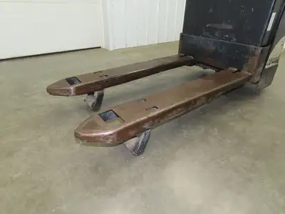 Crown WP3035-45 Electric Walkie Pallet Jack 4500 lb 45" Forks 9" Lift 24V 1765H