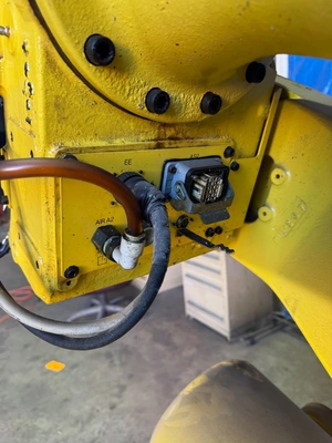 FANUC R-2000IB/165F 6 Axis Robots | K.B. Industries LLC (4)