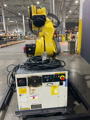 Used 2013 FANUC R2000IB/165F + R-30IB Robots Michigan US | iGAM Industrial Marketplace #1498660