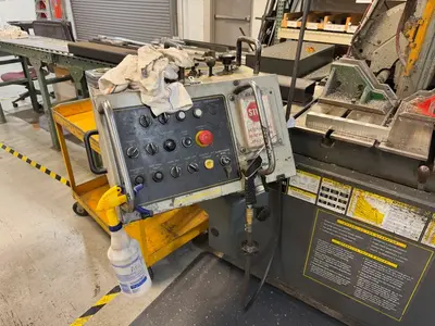 2006 HYD-MECH V-18 Vertical Band Saws | Machinery Resources International (3)