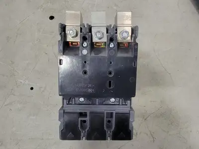 USED SIEMENS 3VL1110-1KM30-0AA0