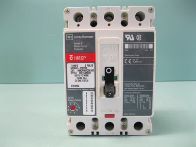 Lot (3) Cutler-Hammer HMCP (HMCP007COCA02) Circuit Breaker 7-Amp 3-Pole D8