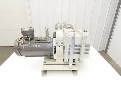 Trivac D16B Leybold 2-Stage Rotary Vane Vacuum Pump 16m³/h 1x10-4mbar 1.5Hp 3Ph